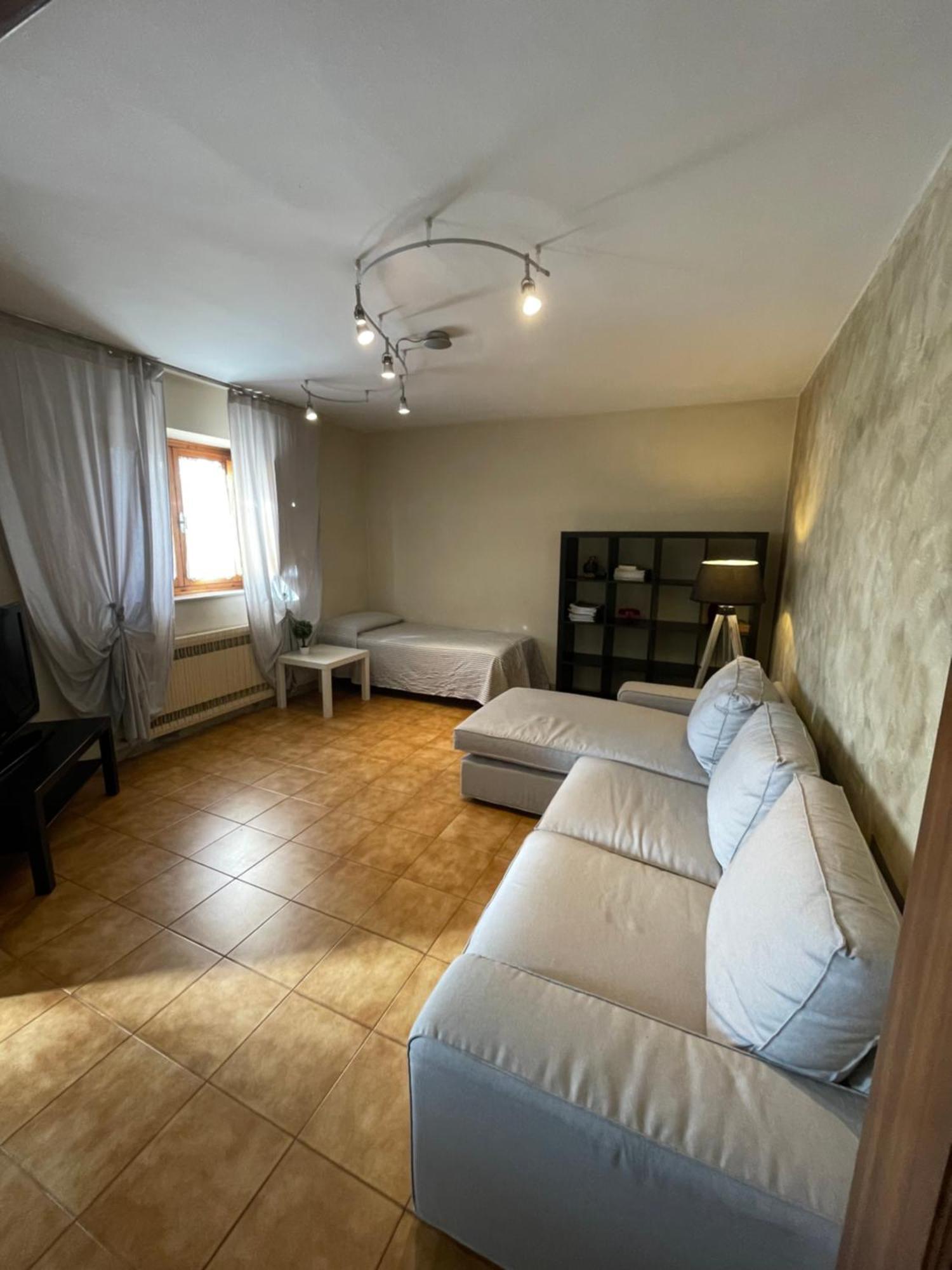 Ferienwohnung Bettina Urbana Lucca Exterior foto